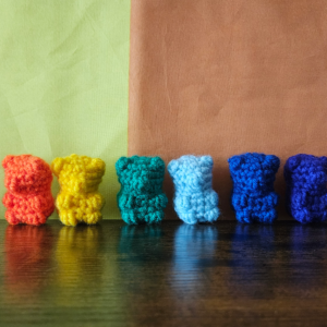 Amigurumi gummy bear keychains